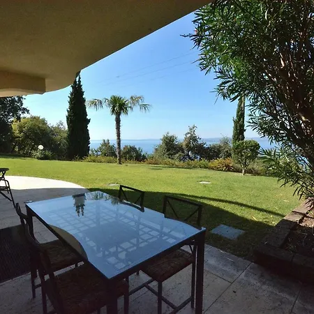 Eremitaggio Villa *